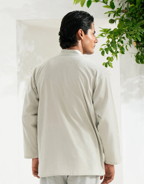 LINEN V-NECK SHIRT